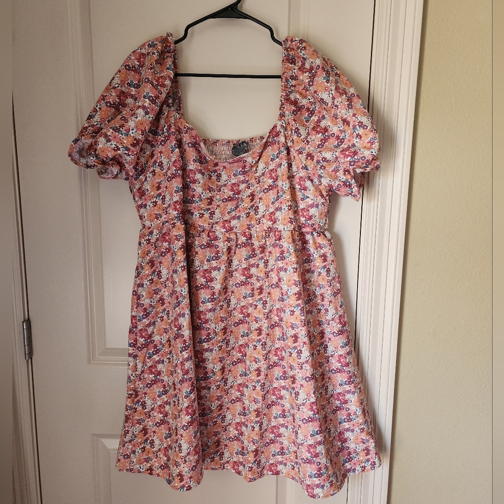 ARULA Peach Floral Puff Sleeve Mini Dress
